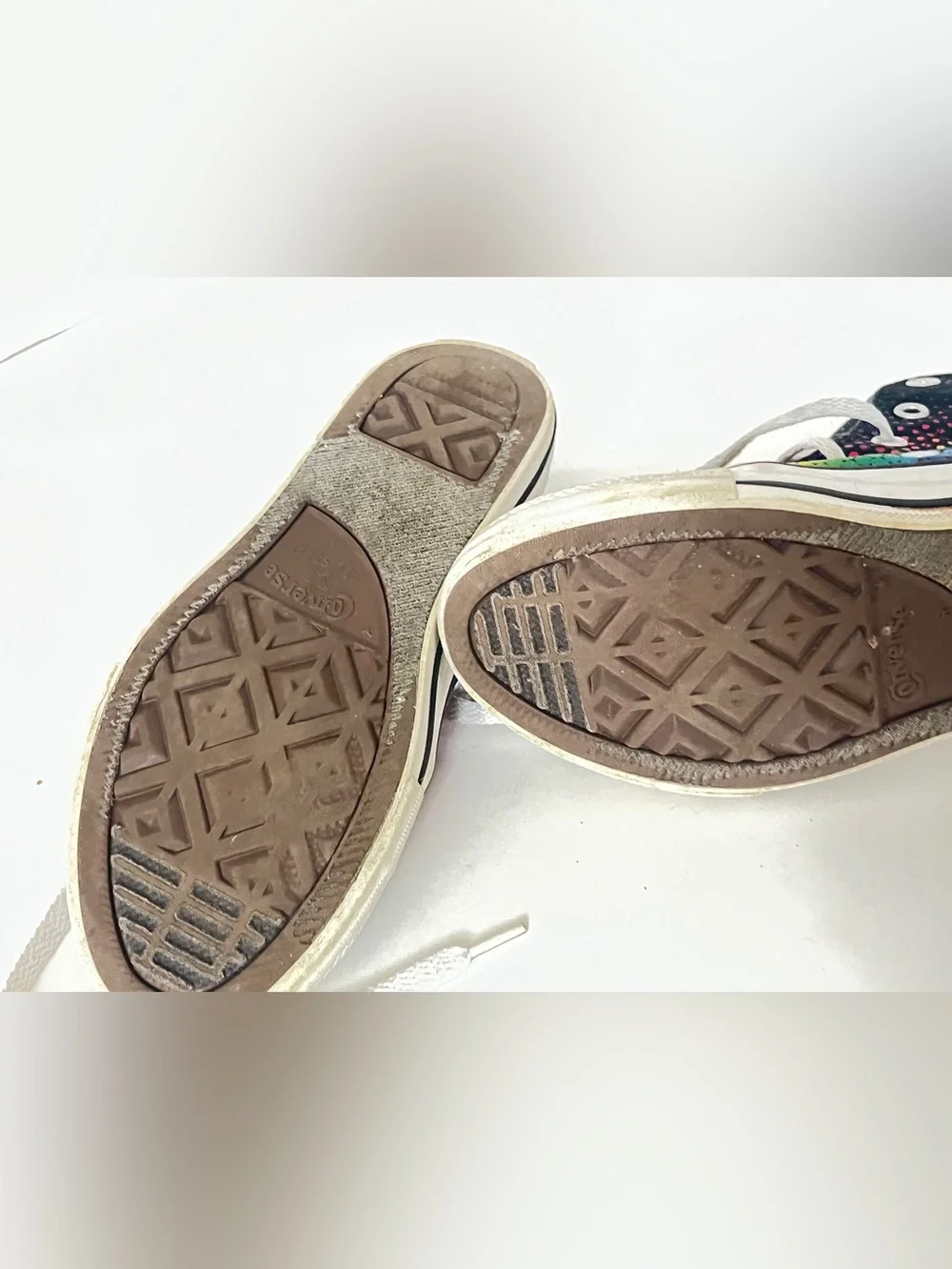 Kids high top converse size 13
